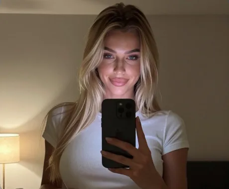 A rainha da selfie – Companheira IA NSFW
